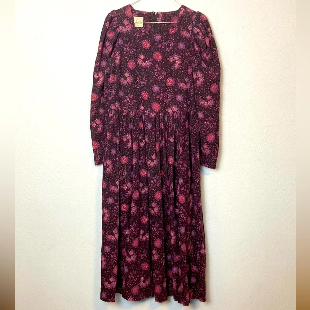Vintage Laura Ashley Womens Size 10 Purple Floral Pinwale Cordurory Modest Dress - Picture 1 of 12